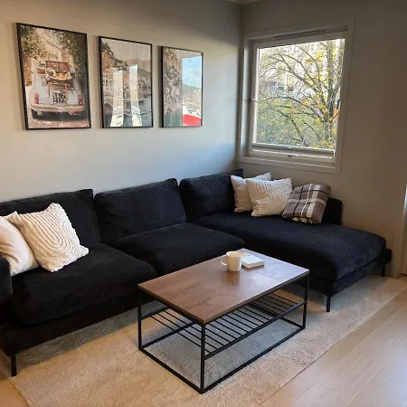 Lejlighed Corner With Balcony In